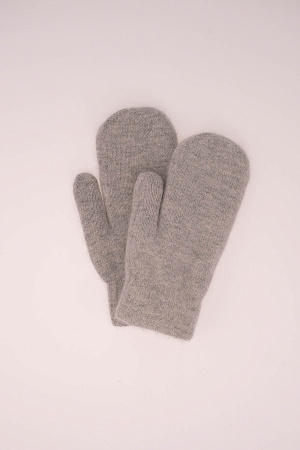 Варежки ОДНОТОН. НА ИСК.МЕХУ SOLNSE зима жен. 23/25 0Y-00009974