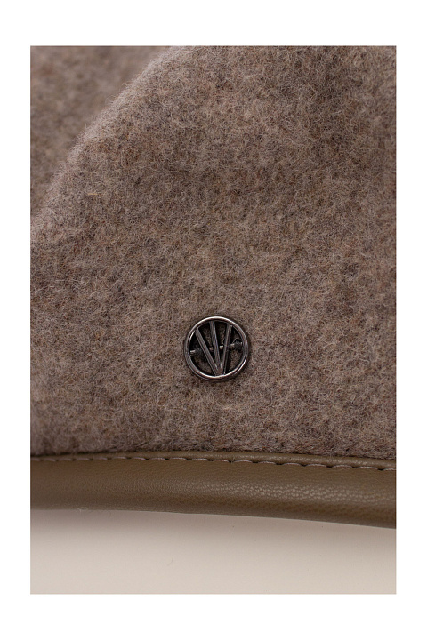 Берет из шерсти и иск.кожи / LOEVENICH