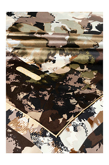 Платок шелковый 130х130 см / Roeckl