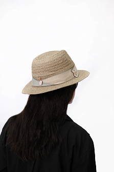 Шляпа трилби из рафии / Bedacht