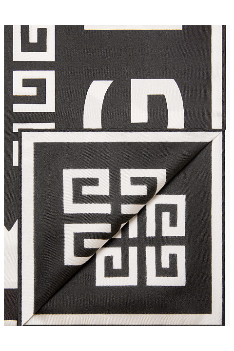 Платок шелковый / Givenchy